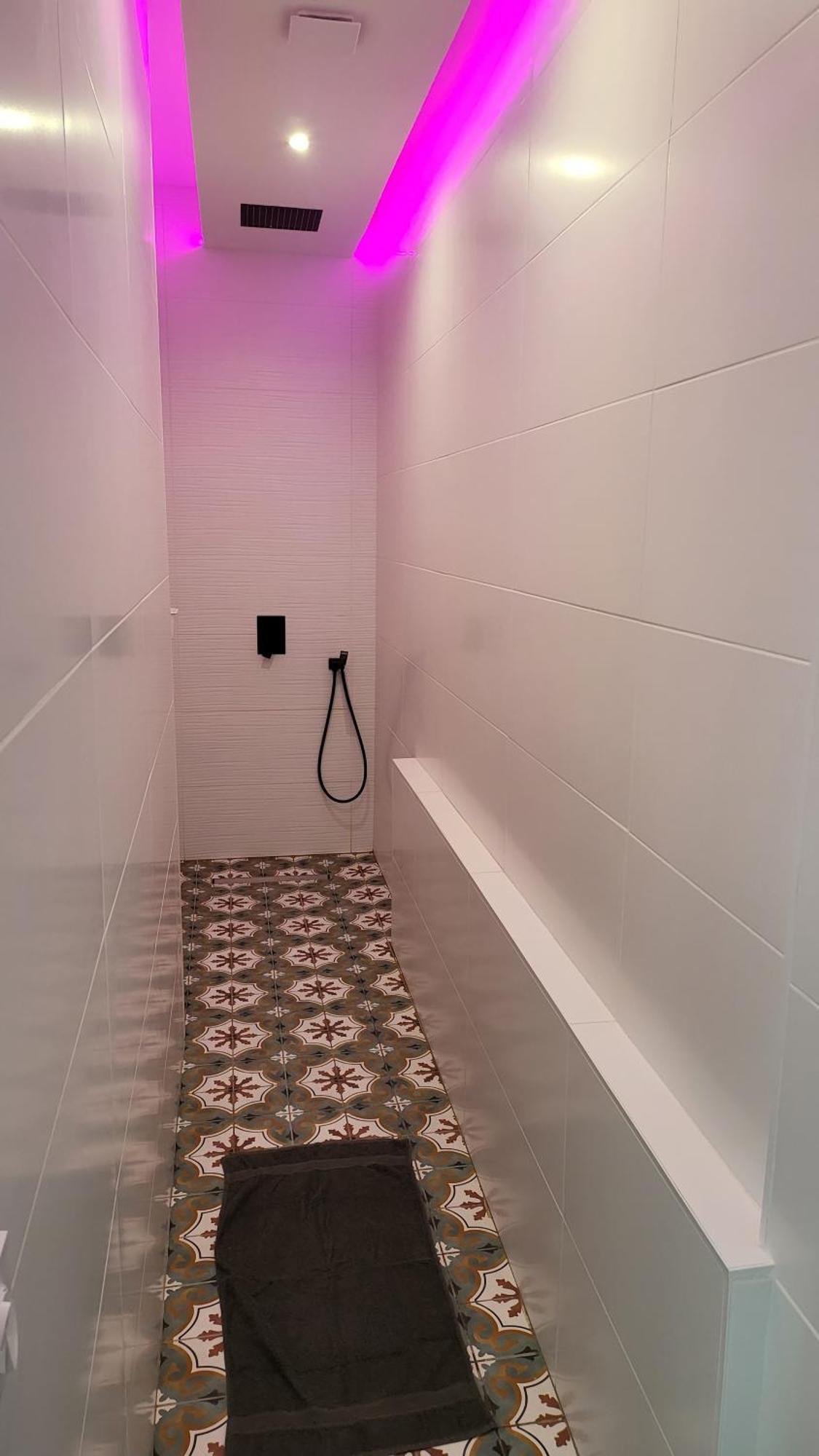 Martroi - Coeur De Ville - 3 Pieces 80 M2 Tv - Internet Haut Debit - Loisirs Et Affaires オルレアン エクステリア 写真